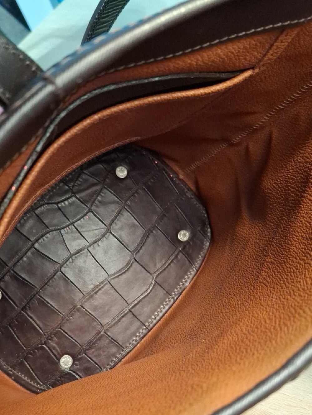 Dooney & Bourke North/South Dark Espressp Croc-Embossed Leather Tote Vintage - Picture 7 of 9
